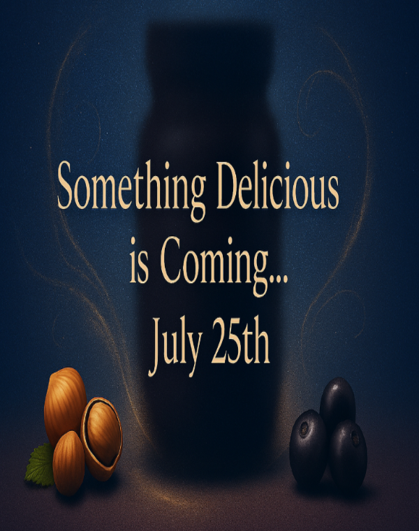 Promotional image with a jar, hazelnuts, and blueberries on a dark background with 'Sapphy' branding.